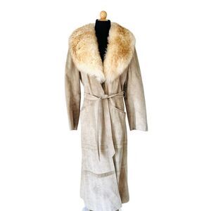 VINTAGE 100% LEATHER AND FUR JACKET